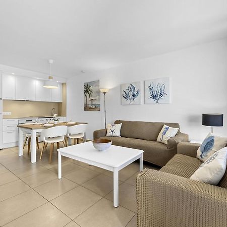 Casahost Bastian Boutique I Seaview Apartman Costa Teguise Kültér fotó