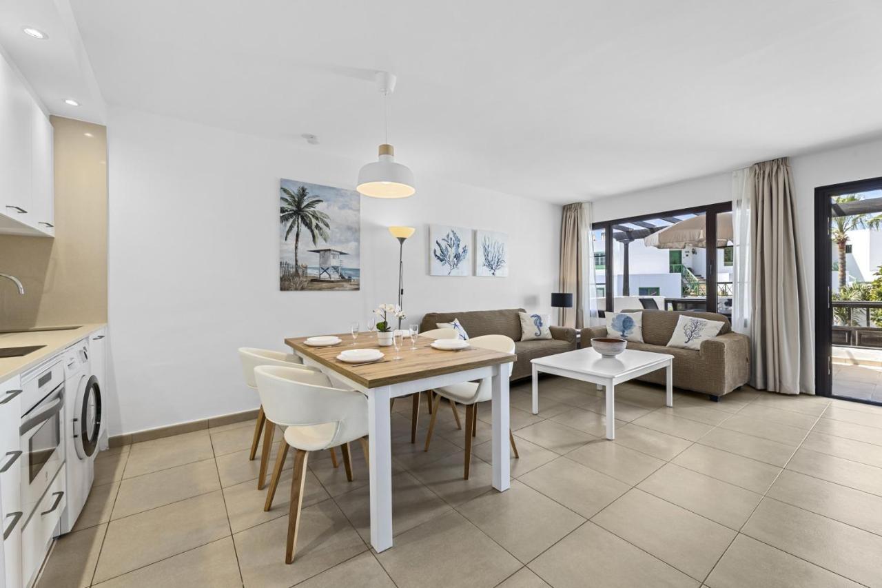 Casahost Bastian Boutique I Seaview Apartman Costa Teguise Kültér fotó