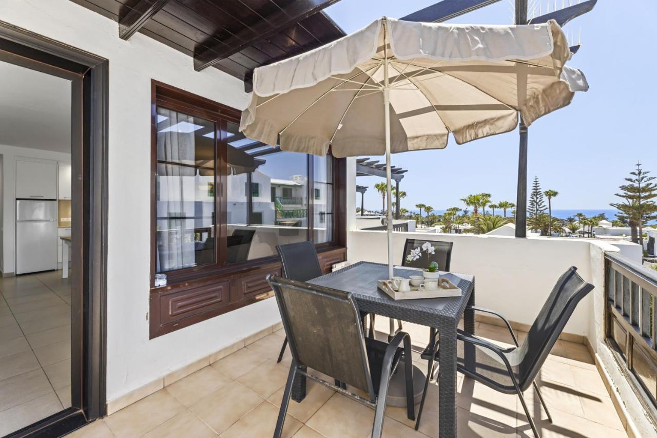 Casahost Bastian Boutique I Seaview Apartman Costa Teguise Kültér fotó
